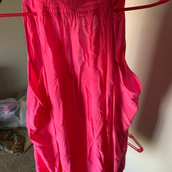 Epic hot pink lily pulitzer cold shoulder top - Picture 4 of 4